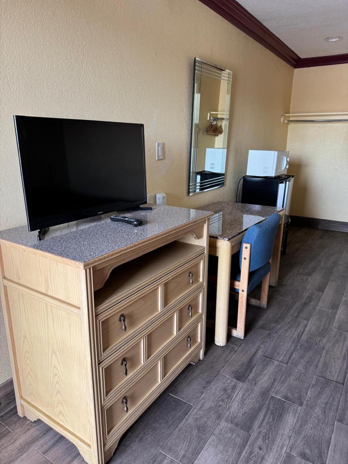 Sunstar Inn Los Banos Eksteriør bilde